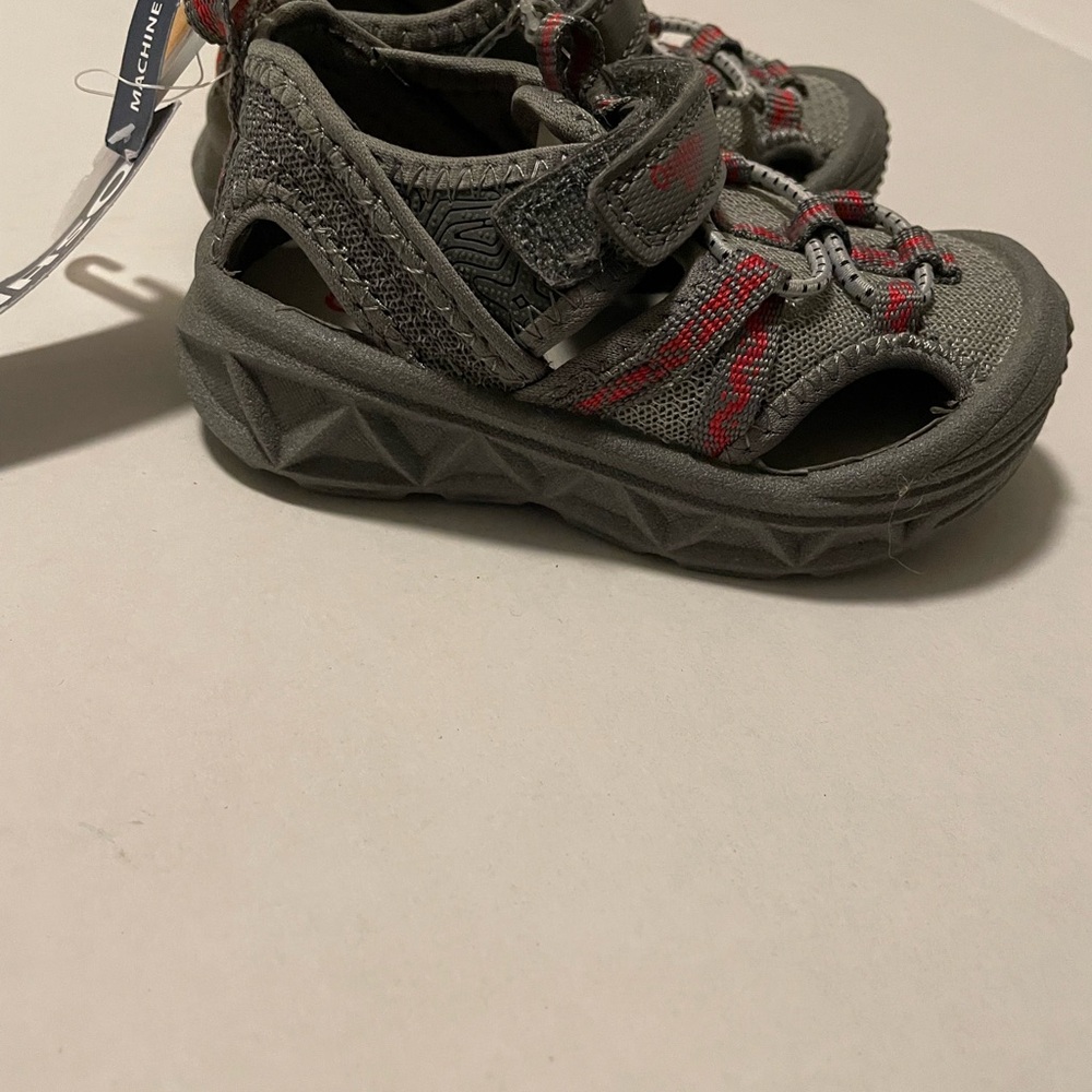 Oshkosh Toddler Play Sandal - Picture 2 of 5